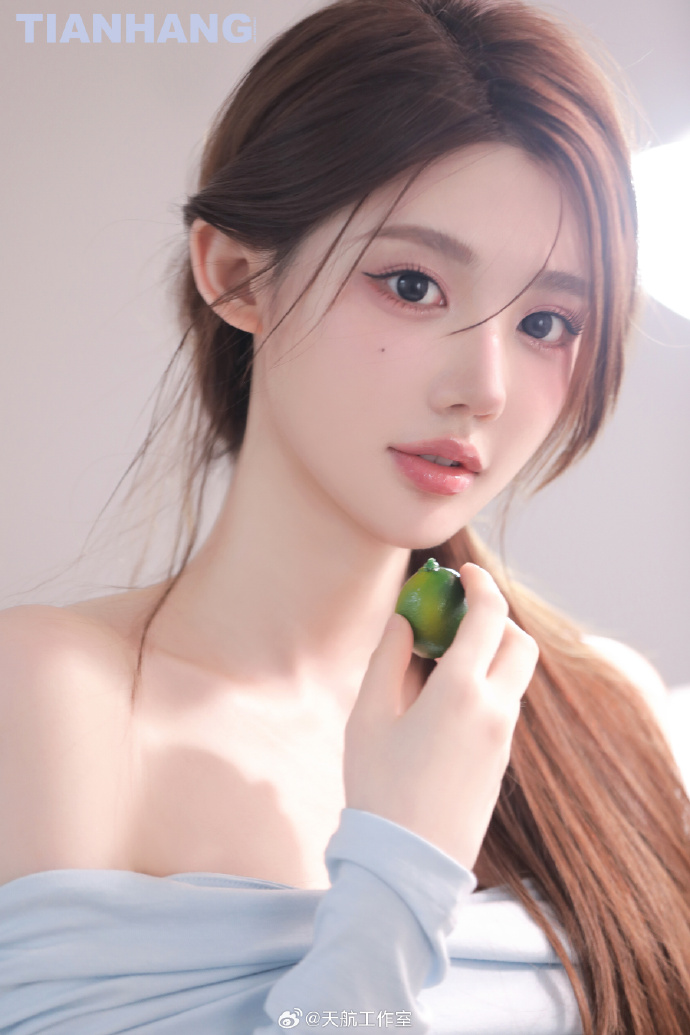 片单主题配图 · 综艺细节 · 纯净