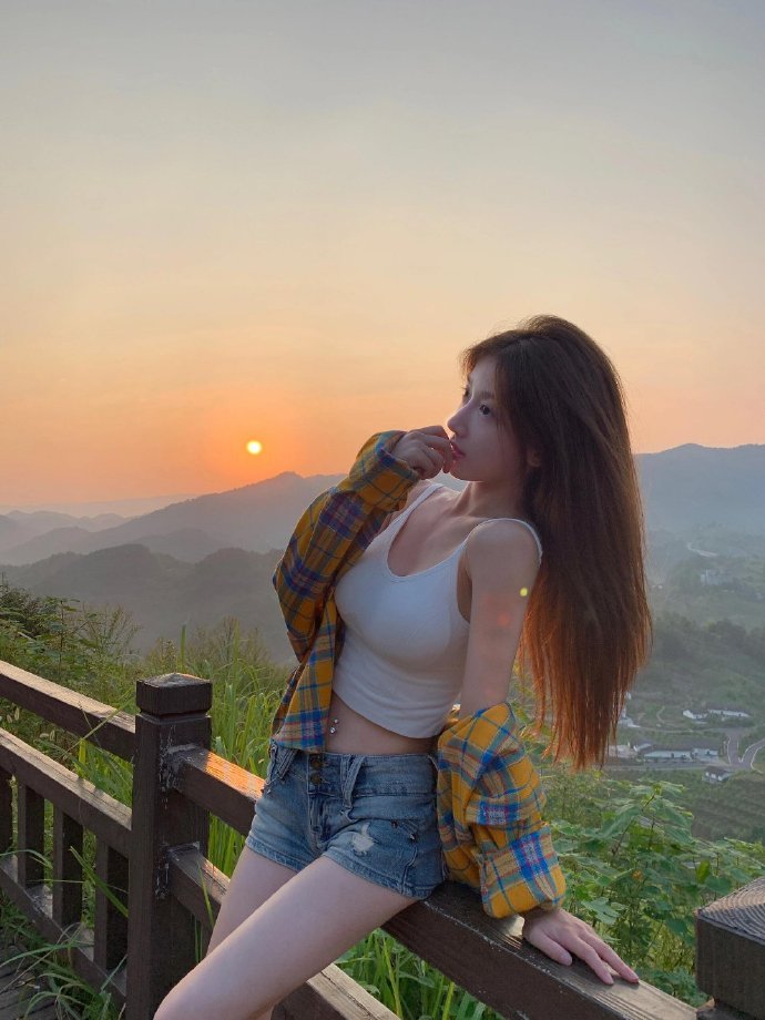 觉醒年代 封面