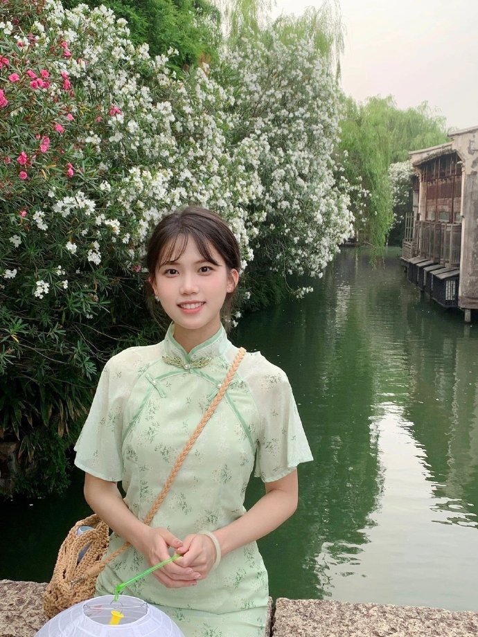 五月的青春 封面