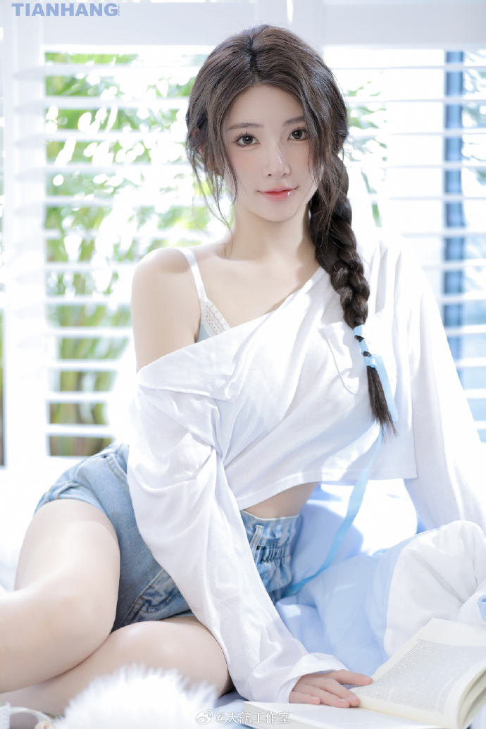 岁月的童话 封面